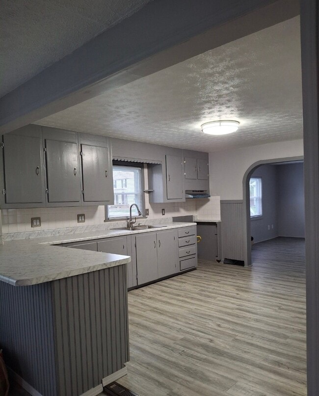 Photo - 315 Adams St
