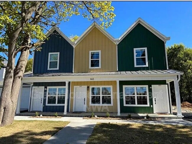 Building Photo - 503 S 7th St