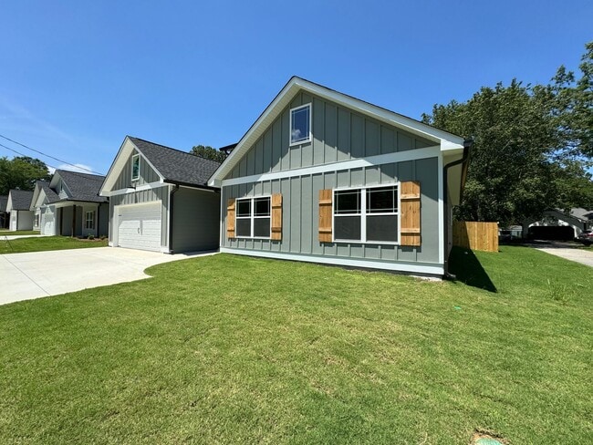 Photo - New Build 3/2 House in Armuchee- $2,095