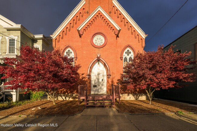 Photo - 428 State St