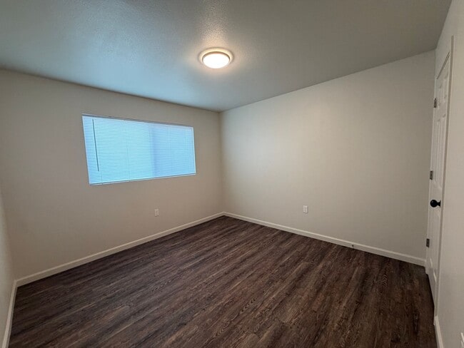 Building Photo - 3319 E Tyler Ave Unit 101