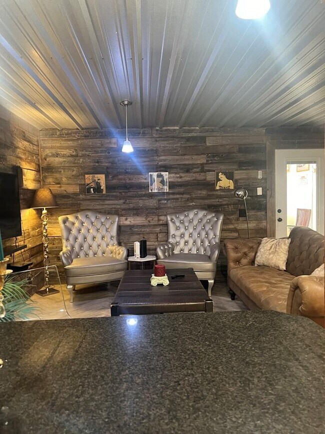 Photo - 1501 N Texas Ave