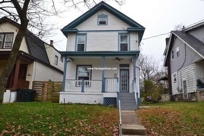 Building Photo - Beautifully refinished 3 bed 2 bath home in Evanston