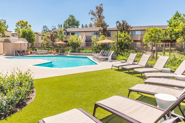 Deerfield Apartment Homes