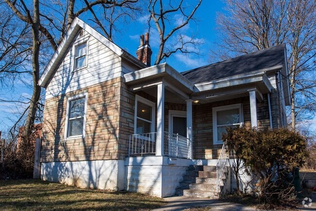 Building Photo - Cute 3Bed 1 Bath on Cul De Sac in College ... Rental