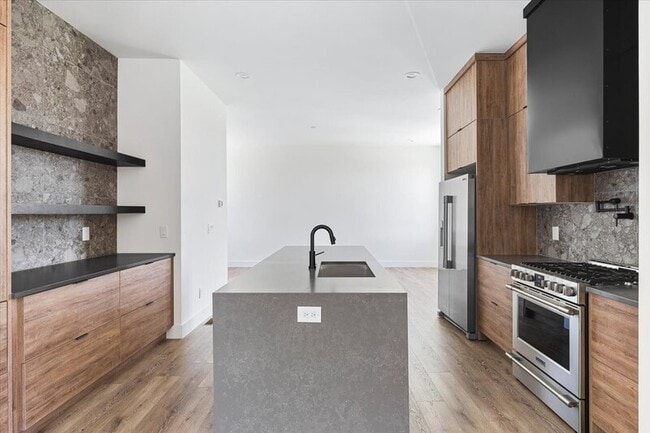 Photo - 827 Ramsey St Unit B