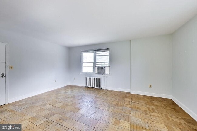 Photo - 1720 N Quinn St Unit 201