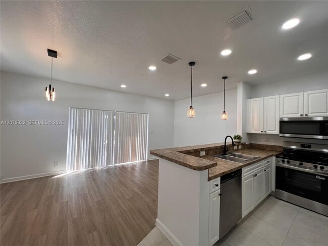 Photo - 3102 Coral Ridge Dr