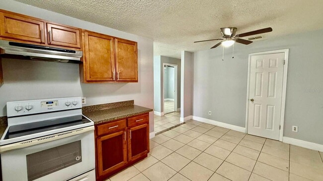 Photo - 1511 Mabbette St