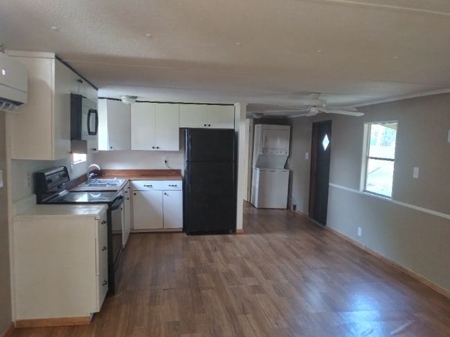 Photo - 8808 W Millpoint Rd