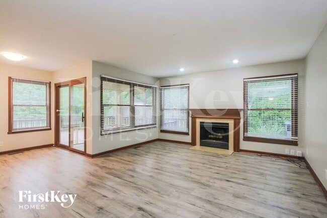 Photo - 1127 Farmview Ct