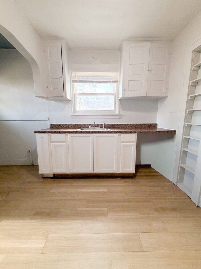 Photo - 14600 Strathmoor St