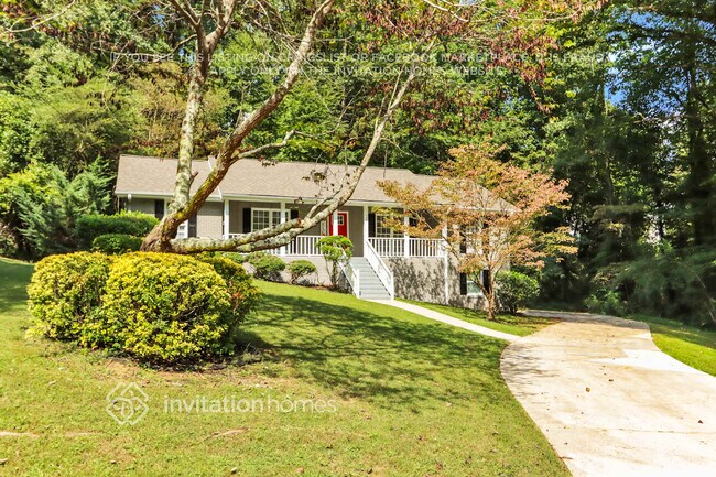 Photo - 460 Glendale Ct SW