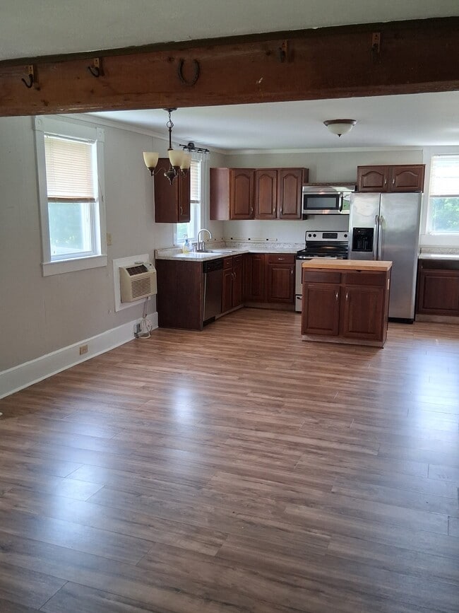 Photo - 7011 B Kimmel Rd