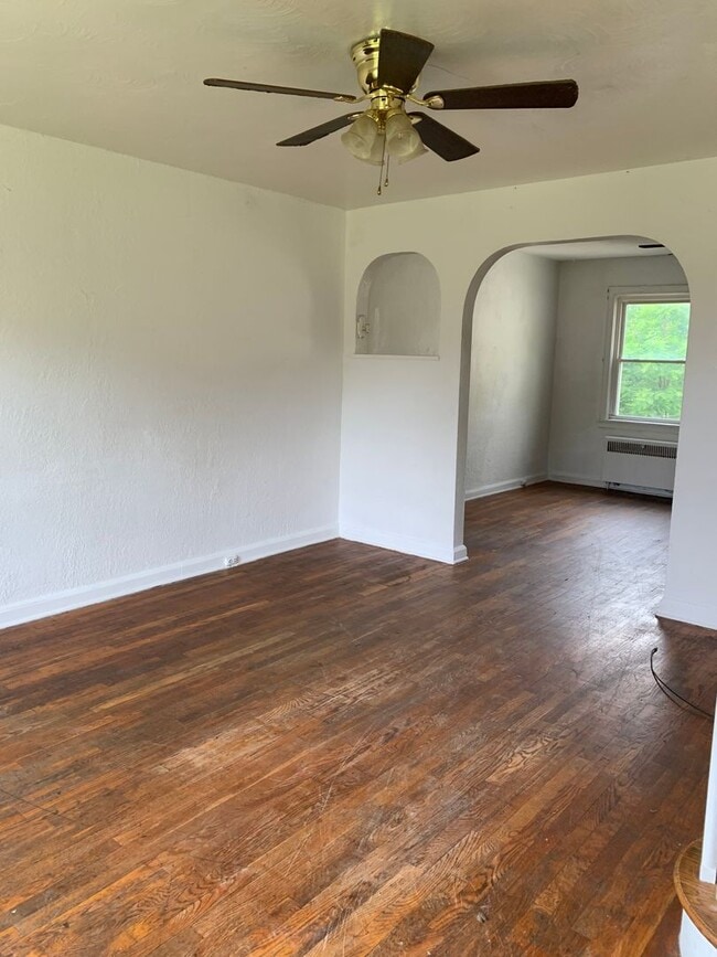 Photo - 3265 Sunset Blvd Unit Apt 4