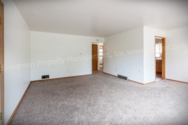 Photo - 1004/1006 Cragmore Dr. Unit 1006