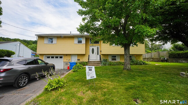 Photo - 870 Woodtick Rd