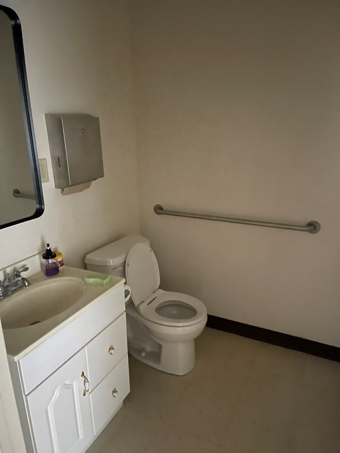 Photo - 502 E Ave East