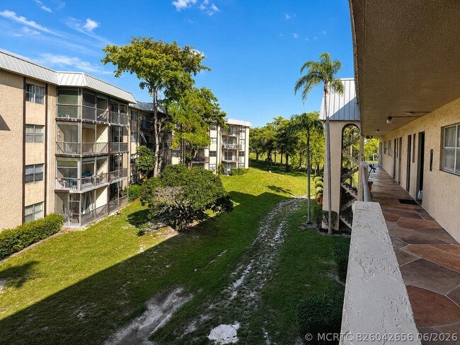 6101 N Falls Cir Dr Unit 310