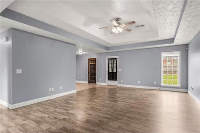Photo - 60 Duke Dr