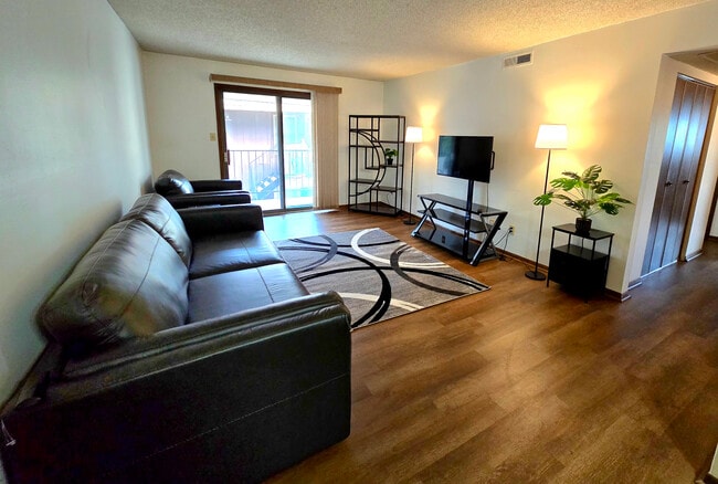 Photo - 3034 SW Lydia Ave Unit 211
