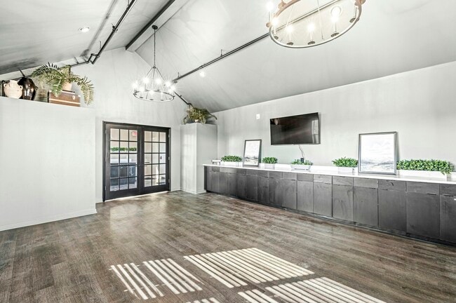 Photo - 230 N 10th St Unit 130 South