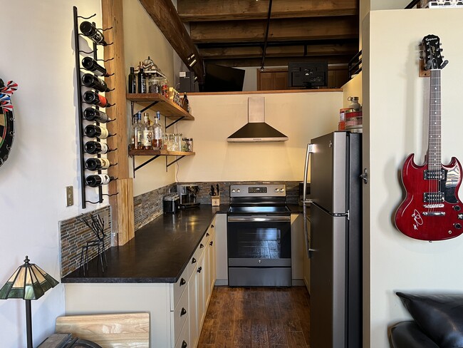 Kitchen - 289 5th St E Unit 412