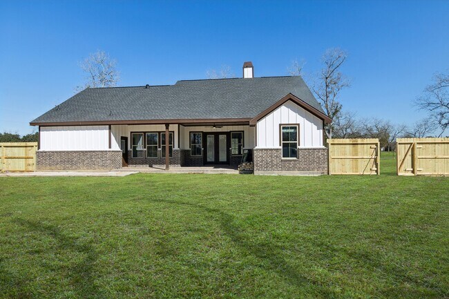 Photo - 1610 Newgulf Dr