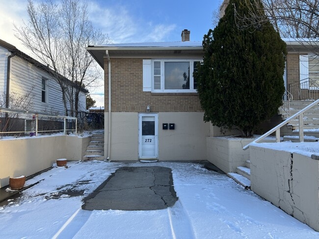 Photo - 272 W Cedar St