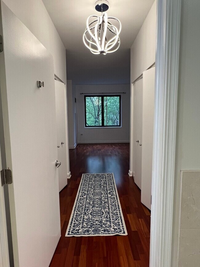 Photo - 1322 S Prairie Ave