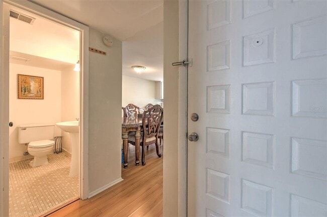 Photo - 14454 Reuter Strasse Cir Unit 712