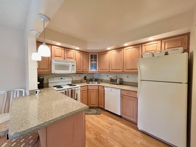 Photo - 443 Pine Glen Ln Unit B-2