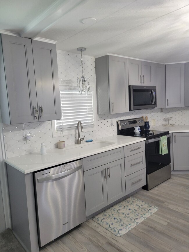 Photo - 6450 Floral Ct