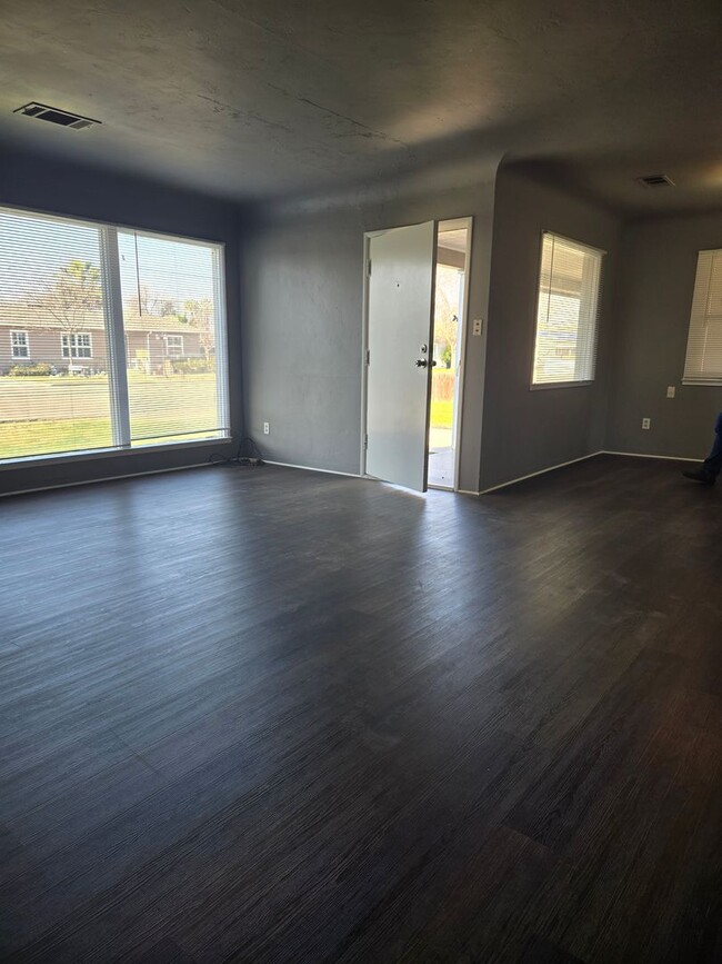 Photo - Cute 2 BR 1 BA