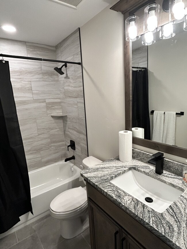 Photo - 184 Galena Smt Dr Unit 6