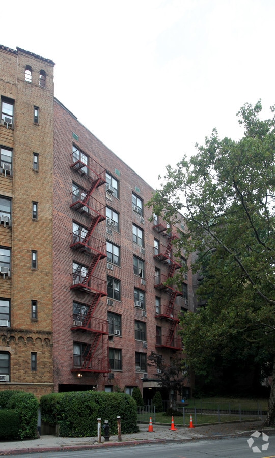 Photo - 83-34 Lefferts Blvd Apartments