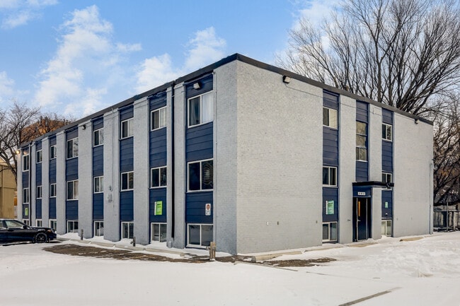 Building Photo - Westbrook Apartments