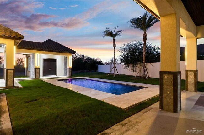 Photo - 45 Travis St