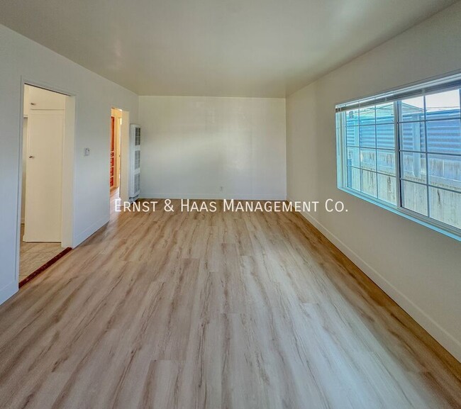 Photo - 6576 Falcon Ave