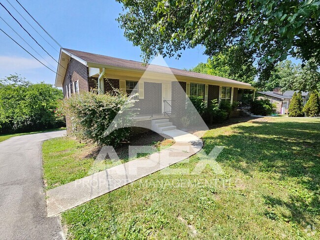 Building Photo - 7324 Deane Hill Dr Unit 7324 Rental