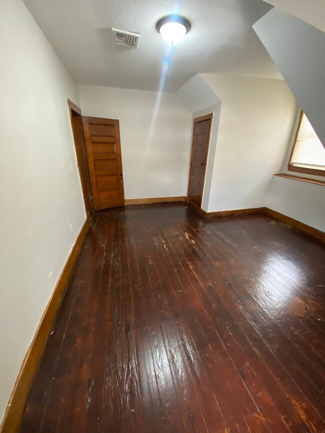 Photo - 442 Farmington Ave Unit 3W