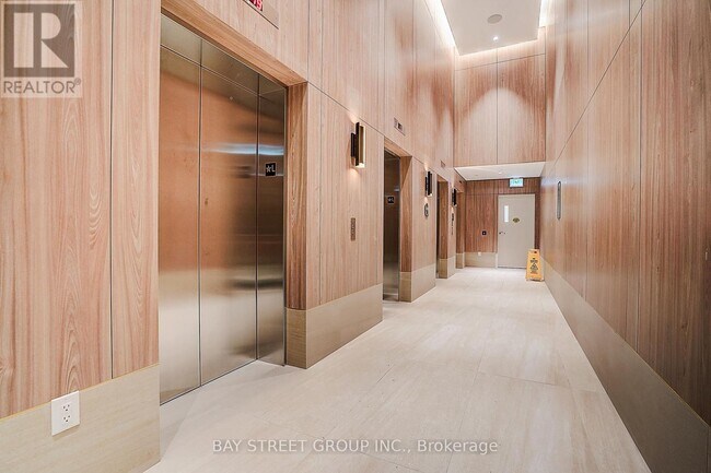 Photo - 36 Olive Ave Unité 1908