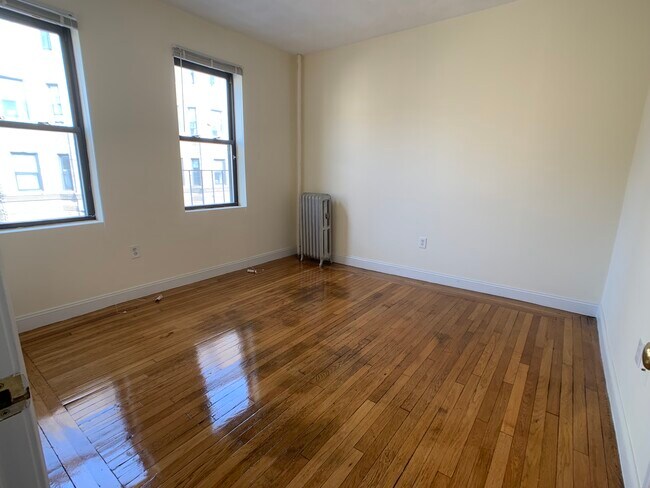 Photo - 23 St Lukes Rd