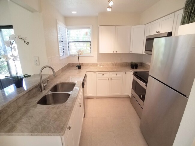 Beautiful Remodeled 2/2 Winter Park Condo ... - Beautiful Remodeled 2/2 Winter Park Condo ... Unit 25