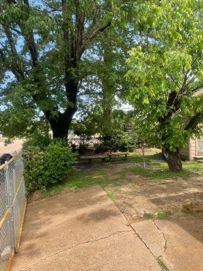 Photo - Corner lot - Shreveport