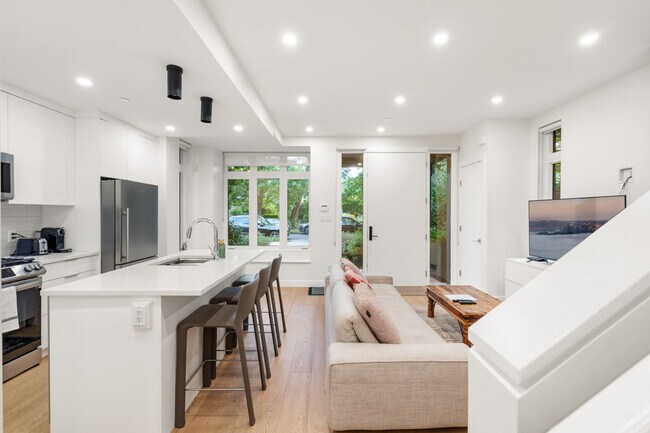 Photo - 2727 W 14th Ave Unit ID1296227P