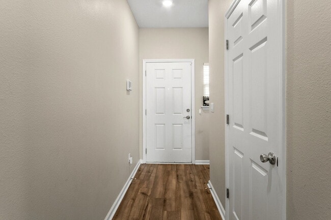 Photo - 3 Bedroom / 2.5 Bathroom Townhouse in the Meadows at Oakleaf