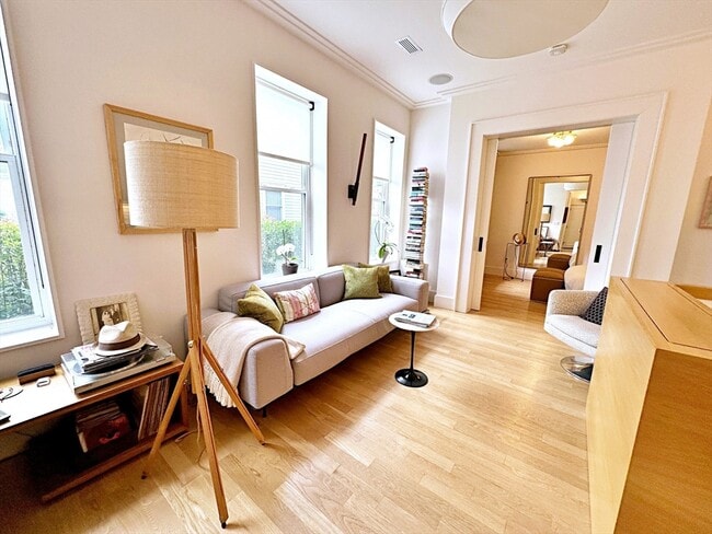 Photo - 206 Webster St Unit 1A