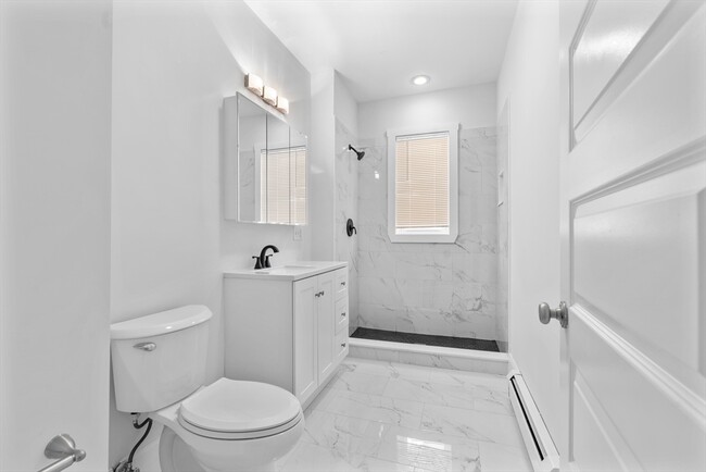 Photo - 15 Romsey St Condo Unit 1