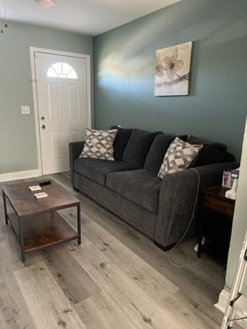 Photo - 503 E Columbus Dr